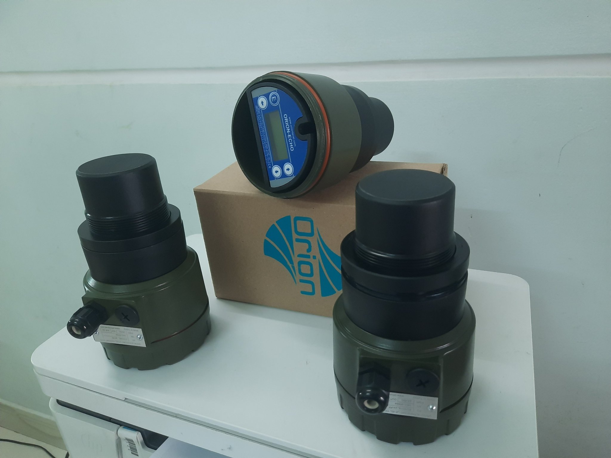 Sensor đo mức nước siêu âm ECH306