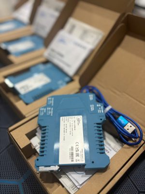 Bộ chỉa tín hiệu OMX212